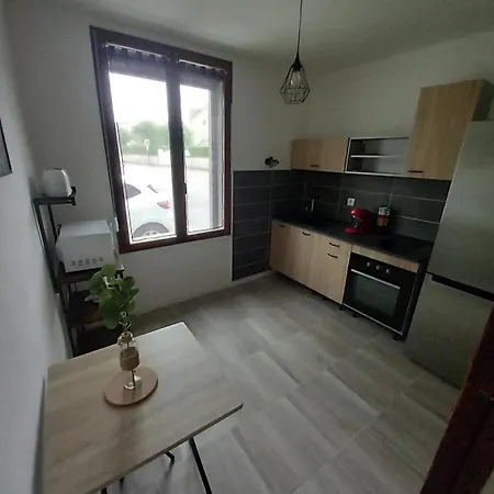 Maison Entiere 6 Personnes Bayel